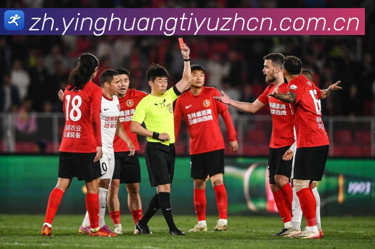 艾弗森传奇生涯回顾与篮球风格对现代球员的深远影响赛场复盘:最新赛事动态与深度分析 艾弗森传奇生涯回顾与篮球风格对现代球员的深远影响赛场复盘:最新赛事动态与深度分析